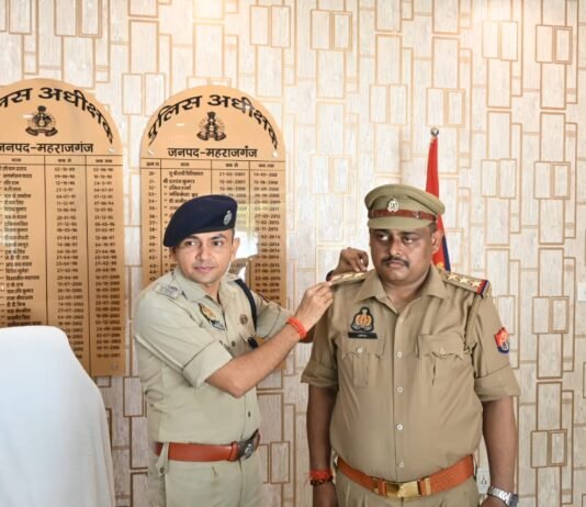 आदित्य सिंह की निरीक्षक (गोपनीय) पद पर पदोन्नति, एसपी ने किया सम्मान