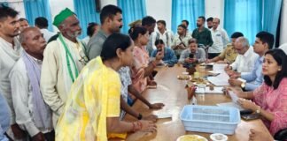 तहसील लालगंज सम्पूर्ण समाधान दिवस: डीएम-एसपी ने सुनी फरियादियों की व्यथा, 47 शिकायतों में 8 का तत्काल निपटारा