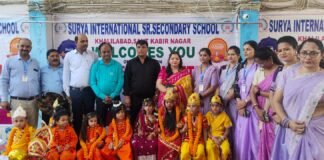 सूर्या एकेडमी में फैंसी ड्रेस प्रतियोगिता का भव्य आयोजन, नौनिहालों ने बटोरी वाहवाही