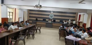 एसआईआर अभियान: एसडीएम सदर ने सुपरवाइजरों को दी फॉर्म भरने की ट्रेनिंग