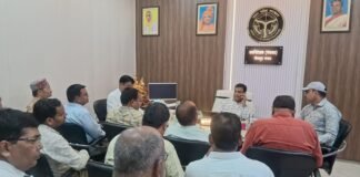 ग्रामीण स्वच्छता को मजबूती: उपनिदेशक पंचायत ने गोरखपुर में की समीक्षा, डोर-टू-डोर कलेक्शन और पंचायत भवन निर्माण पर सख्त निर्देश