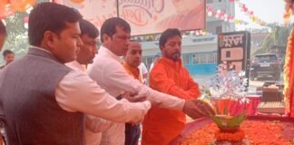 बाल दिवस पर एसआर एकेडमी में मेला: विज्ञान और व्यंजनों का संगम