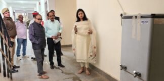 डीएम ने सम्प्रेक्षण गृह का निरीक्षण किया