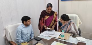 हर मतदाता तक समय से पहुंचे गणना प्रपत्र: डीएम हर्षिता माथुर