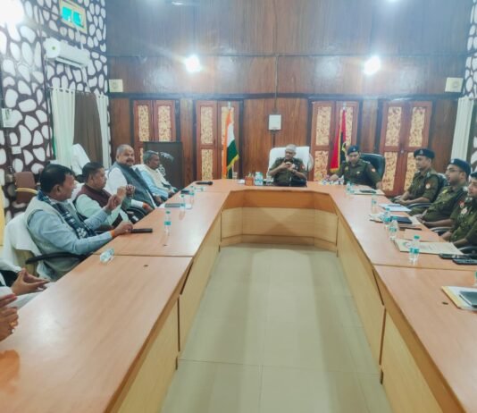 एडीजी अशोक जैन ने मारा 10 घंटे का छापा, क्वार्टर गार्ड से लाइब्रेरी तक सब देखा, संविधान की शपथ दिलाई और नई लाइब्रेरी का किया उद्घाटन