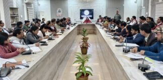 डीएम हर्षिता माथुर ने SIR-2025 की प्रगति की कड़ी समीक्षा की, 11 दिसंबर तक सभी प्रपत्र जमा करने के सख्त निर्देश