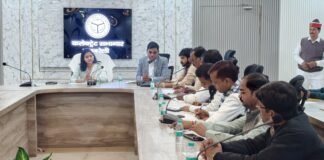 रायबरेली: मतदाता सूची को 100% डिजिटल व त्रुटिरहित बनाने की मुहिम तेज, डीईओ हर्षिता माथुर ने की समीक्षा