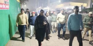 जिलाधिकारी ने किया रैन बसेरों का निरीक्षण आने वालों को कोई असुविधा न हो, सभी सुविधाएँ सुनिश्चित करने के निर्देश