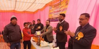 गोरखपुर उरुवा में राष्ट्रीय अविष्कार परीक्षा का भव्य आयोजन: मेधावी बच्चों को मिला सम्मान, जिला बेसिक शिक्षा अधिकारी ने थामा हौसला