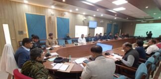 गोरखपुर महोत्सव 2026 की तैयारियों की समीक्षा: मंडलायुक्त की अध्यक्षता में उच्चस्तरीय बैठक आयोजित