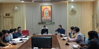 अर्बन फ्लड नियंत्रण एवं स्टॉर्म वाटर ड्रेनेज योजना: मंडलायुक्त ने की समीक्षा बैठक, आगामी मानसून के लिए तैयारियां तेज