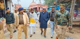 अपर पुलिस महानिदेशक गोरखपुर जोन मुथा अशोक जैन ने तामेश्वरनाथ मंदिर का किया भ्रमण, सुरक्षा व्यवस्था का गहन निरीक्षण