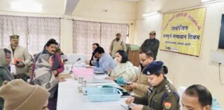 सम्पूर्ण समाधान दिवस में जिलाधिकारी कृत्तिका ज्योत्सना ने सुनी जन समस्याएं, 59 प्रार्थना पत्रों में से 7 का मौके पर निस्तारण