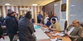 डीएम-एसपी ने तहसील ऊंचाहार में सुनी जन समस्याएं, 70 शिकायतों में 10 का मौके पर निस्तारण