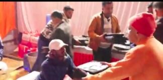 सीएम योगी का सख्त निर्देश- ‘भीषण शीतलहर में कोई फुटपाथ पर न सोए’, रैन बसेरों का किया निरीक्षण, कंबल-भोजन वितरित