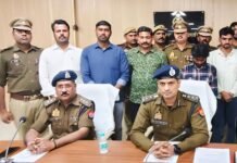 एसपी डॉ. यशवीर सिंह के नेतृत्व में बस्ती पुलिस की बड़ी सफलता! थाना नगर-SOG टीम ने तीन दुकानों की चोरी का पर्दाफाश किया 6 चोर (एक बाल अपराधी) गिरफ्तार, 100% सामान बरामद, 4 मोटरसाइकिल जब्त