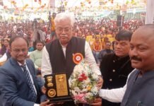 सूर्या के वार्षिकोत्सव में ‘मिनी इंडिया’ की झलक, डॉ. उदय प्रताप चतुर्वेदी के संकल्पों से संवर रहा नौनिहालों का भविष्य