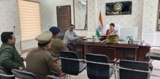 डीएम हर्षिता माथुर की अध्यक्षता में बेड एंड ब्रेकफास्ट होमस्टे नीति-2025 की बैठक संपन्न: पर्यटन को बढ़ावा, स्थानीयों को मिलेगा रोजगार