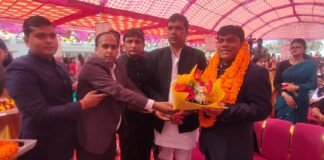 एसआर इंटरनेशनल एकेडमी का वार्षिकोत्सव: भावुक प्रस्तुतियों से गूंजा मंच, फेयरवेल-गुडलक में बिखरी शुभकामनाओं की बहार