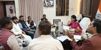 विशेष प्रगाढ़ पुनरीक्षण-2026 की सुनवाई प्रक्रिया तेज: डीएम हर्षिता माथुर की अध्यक्षता में राजनैतिक दलों के साथ बैठक, 1.21 लाख से अधिक नोटिसों पर सुनवाई पूरी