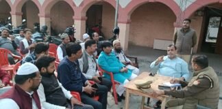 होली, रमजान और ईद को लेकर नखास चौकी पर शांति समिति की बैठक: अतिक्रमण न करने व यातायात सुचारू रखने की अपील