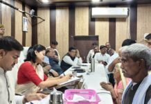 डीएम हर्षिता माथुर ने तहसील महराजगंज में सम्पूर्ण समाधान दिवस में सुनी 56 फरियादें: 05 का तत्काल निस्तारण, शेष एक सप्ताह में समयबद्ध समाधान के सख्त निर्देश