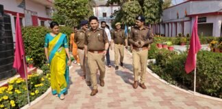 डीएम हर्षिता माथुर और एसपी रवि कुमार ने जिला कारागार का निरीक्षण किया: कैदियों की समस्याएं सुनीं, पाकशाला से लेकर चिकित्सा व्यवस्था पर दिए सख्त निर्देश