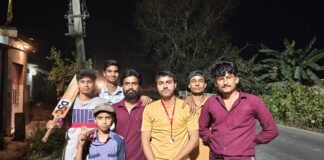 10 साल के लकी ने चुराया दिल, पानापार ने महादेवा बाजार को 30 रन पर समेटकर सुपर-8 में जगह बनाई