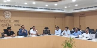 जनपद में पेट्रोल-डीजल व गैस सिलेण्डर की आपूर्ति सुचारु रखने के निर्देश, अफवाहों पर न दें ध्यान