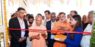 जंग न होती तो रवि किशन दुबई में होते: CM योगी बोले अफवाहों से सतर्क रहिए, जरूरत हो तभी पेट्रोल-डीजल लें