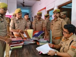 संतकबीरनगर पुलिस को मिला नया जोश : एसपी मीना ने थाना कोतवाली खलीलाबाद का किया वार्षिक निरीक्षण