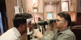 होली पर आँखों की सुरक्षा का अलर्ट ! डॉ.अभिनव अग्रवाल की चेतावनी रासायनिक रंगों से कॉर्निया तक क्षतिग्रस्त, जा सकती है हमेशा के लिए रोशन