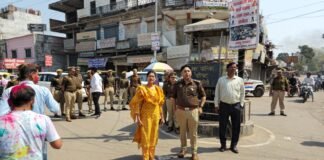 डीएम-एसपी ने होली पर विभिन्न स्थानों का निरीक्षण किया, सुरक्षा व्यवस्था परखी