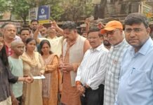 मोहद्दीपुर फ्लाईओवर हादसे में मृतक उमेश शर्मा के परिवार को 5 लाख की आर्थिक सहायता