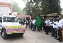 राष्ट्रीय लोक अदालत 14 मार्च को: प्रचार वाहन को हरी झंडी दिखाकर रवाना किया