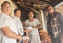 आईएमए गोरखपुर ने दिवंगत छात्र आकाश पांडे के परिवार को सौंपी 12 लाख रुपये की सहायता राशि