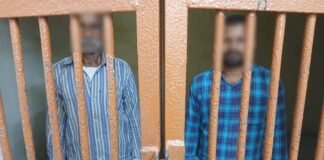 हत्या के प्रयास के आरोप में पिता-पुत्र गिरफ्तार जमीन विवाद और पुरानी रंजिश में परिवार पर जानलेवा हमला