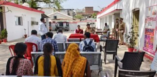 डीएम-एसपी ने थाना दिवस पर सुनी जनता की फरियादें शिकायतों का त्वरित व गुणवत्तापूर्ण निस्तारण के दिए सख्त निर्देश