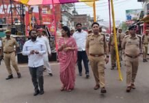 डीएम-एसपी ने ईद के मद्देनजर मस्जिदों-मार्केट का किया भ्रमण, सौहार्दपूर्ण त्योहार की अपील