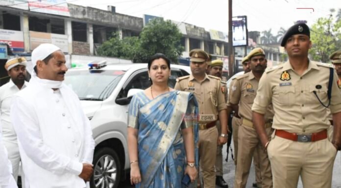 ईद पर्व पर प्रशासन मुस्तैद: शांतिपूर्ण माहौल में संपन्न हुई नमाज