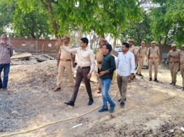 निर्माणाधीन थाना पुरानी बस्ती भवन का SP ने किया स्थलीय निरीक्षण, समयबद्ध पूर्णता के दिए सख्त निर्देश