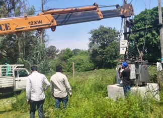 नेवास गांव में लगा 250 केवी का नया ट्रांसफार्मर, गर्मी में बिजली से मिलेगी राहत।