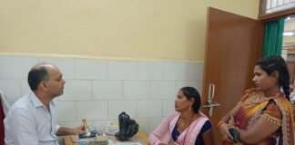 दांतों की सफाई में लापरवाही सेहत बिगाड़ रही, जिला अस्पताल में रोज 40-50 मरीज