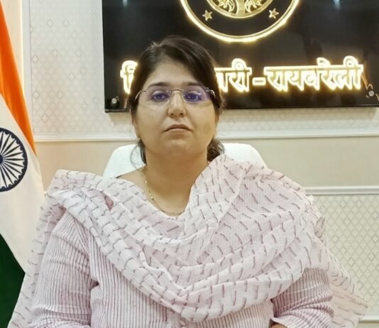 रायबरेली को मिली नई मजबूत कमान : IAS सरनीत कौर ब्रोका ने संभाला जिलाधिकारी का कार्यभार