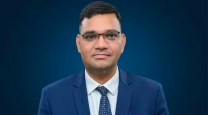 आईएएस रिंकू सिंह राही ने दिया इस्तीफा: पिता बोले ‘ईमानदारी की राह चुनी, लेकिन सम्मान नहीं मिला’