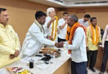 अंतर्राष्ट्रीय श्रमिक दिवस पर श्रमवीरों का सम्मान, विधायक गणेश चौहान ने बढ़ाया उत्साह