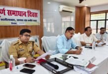 सम्पूर्ण समाधान दिवस में 208 शिकायतों की सुनवाई 22 मामलों का मौके पर निस्तारण, अधिकारियों को समयबद्ध कार्रवाई के निर्देश