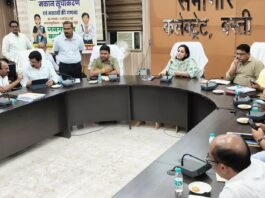 जनगणना 2027 में पहली बार मिलेगी स्व-गणना की सुविधा, डीएम कृत्तिका ज्योत्स्ना ने किया जागरूक