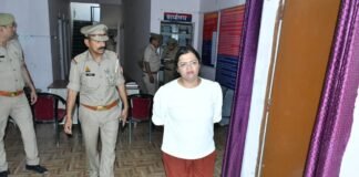 एसपी डॉ. ख्याति गर्ग का गौरीफंटा थाना और कवच आउटपोस्ट का आकस्मिक निरीक्षण