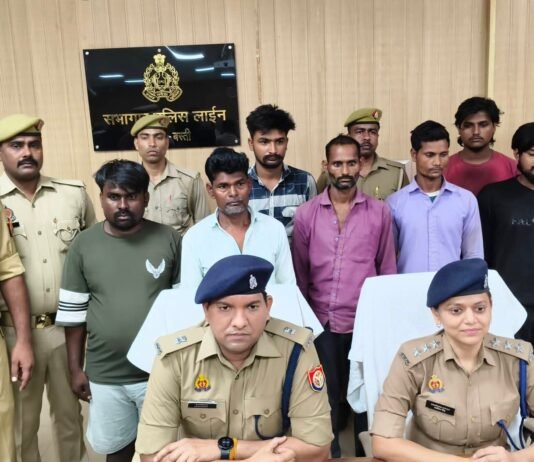 पुलिस मुठभेड़ में गौ-तस्कर गिरोह का सरगना गिरफ्तार, कुल 8 आरोपी दबोचे गए परसरामपुर पुलिस व एसओजी की संयुक्त कार्रवाई में चार गोवंश, तमंचा और बाइक बरामद